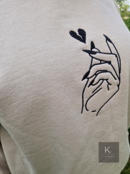 fingerheart sweater